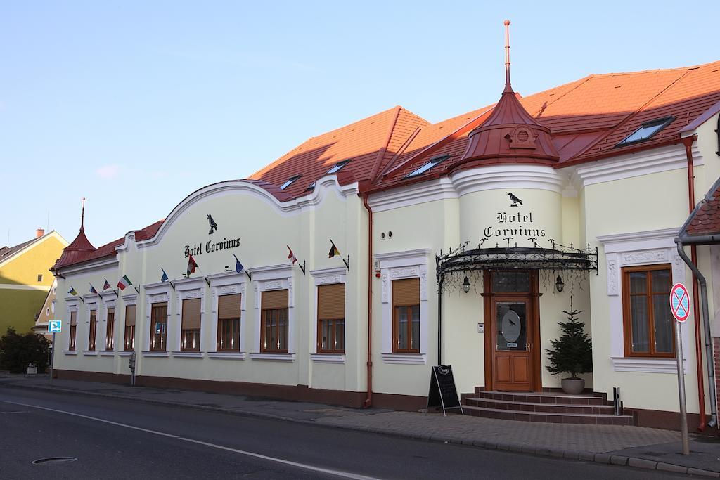 Hotel Corvinus Zalaszentgrot Экстерьер фото